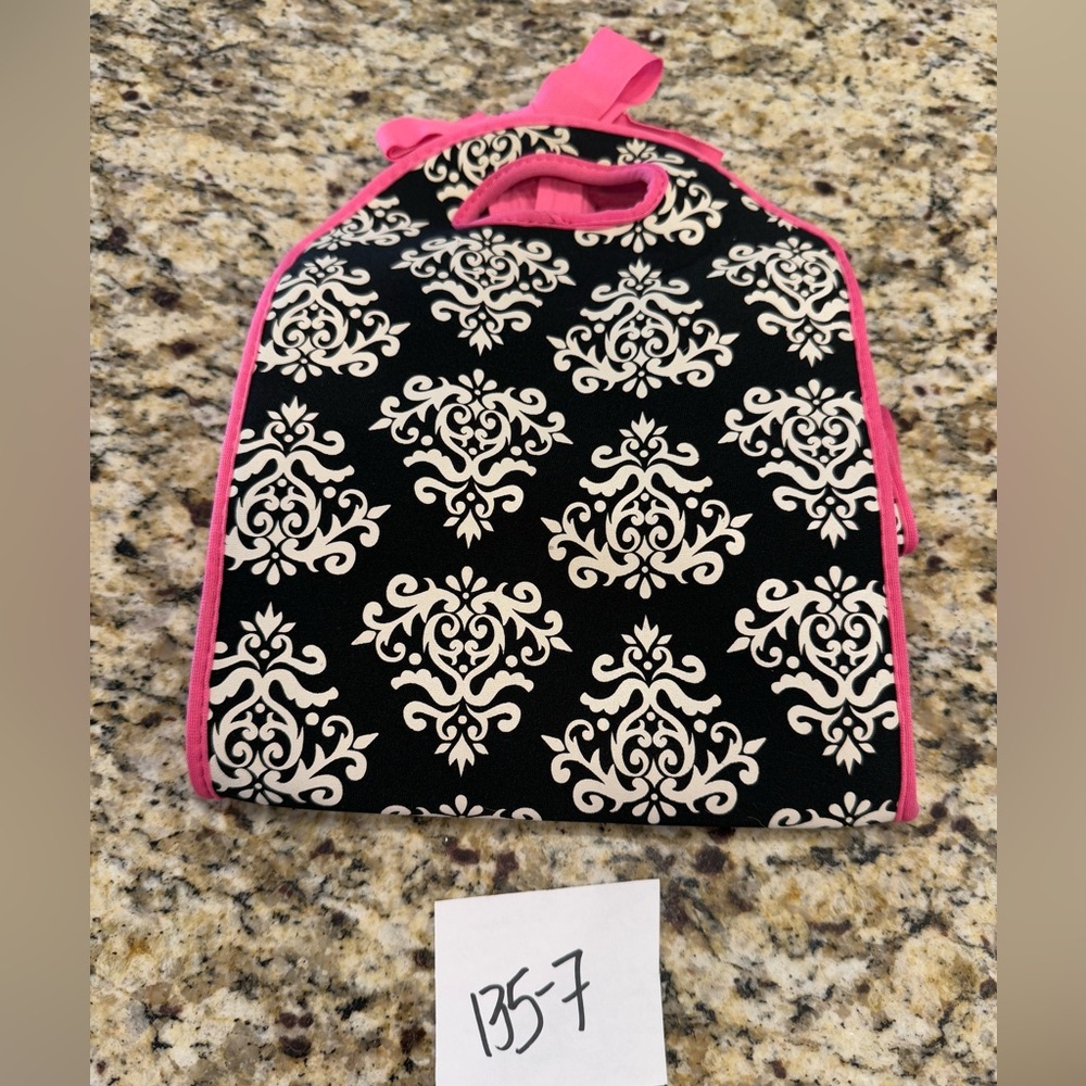 Lunch tote pink & black ornate pattern